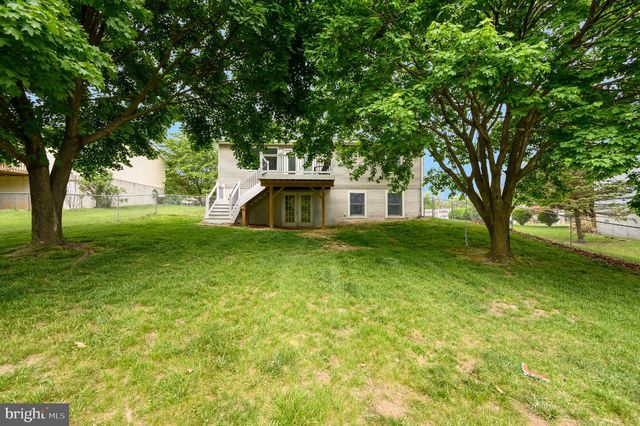 176 ELEMENTARY DR, Martinsburg, WV 25404