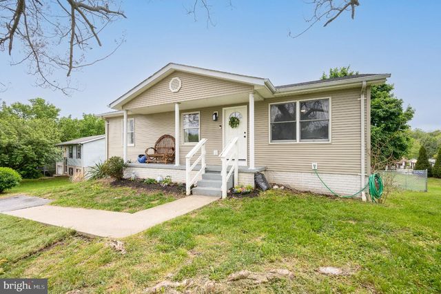 176 ELEMENTARY DR, Martinsburg, WV 25404