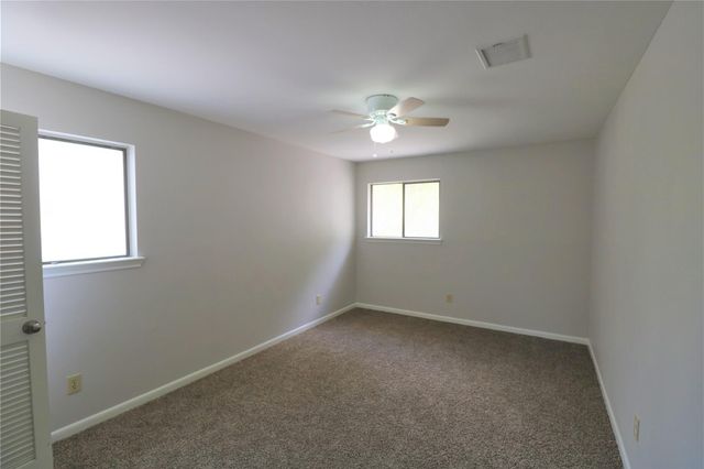 2705 Wilmington Drive, Dickinson, TX 77539