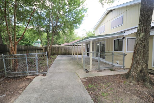 2705 Wilmington Drive, Dickinson, TX 77539