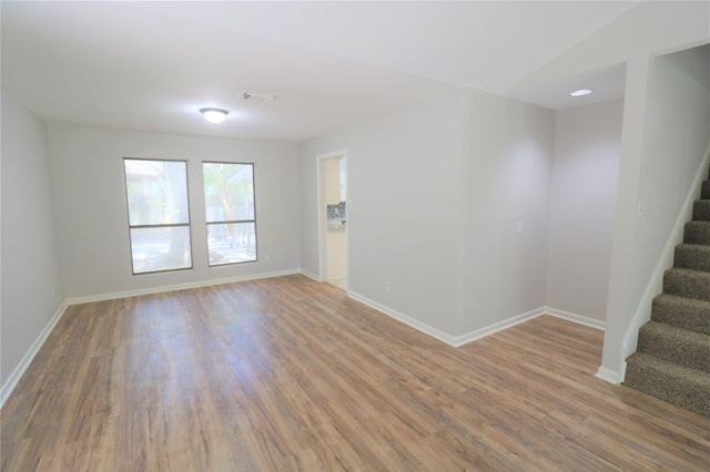 2705 Wilmington Drive, Dickinson, TX 77539