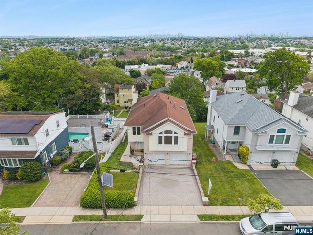 30 Witherspoon Street, Nutley, NJ 07424