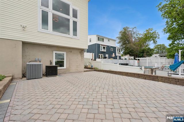 30 Witherspoon Street, Nutley, NJ 07424
