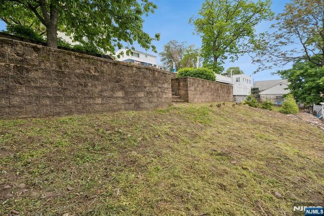 30 Witherspoon Street, Nutley, NJ 07424