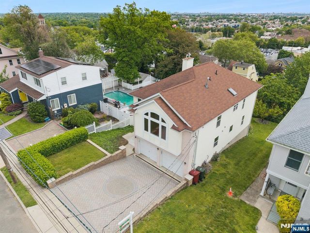 30 Witherspoon Street, Nutley, NJ 07424