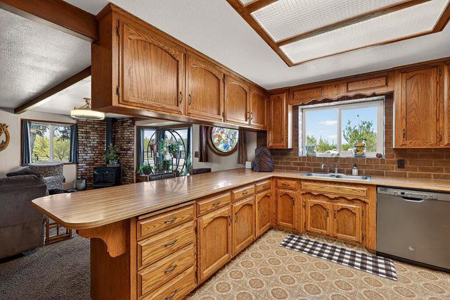 13807 Dallas Rd, Hickman, CA 95323