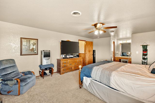 13807 Dallas Rd, Hickman, CA 95323