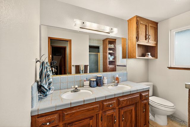 13807 Dallas Rd, Hickman, CA 95323