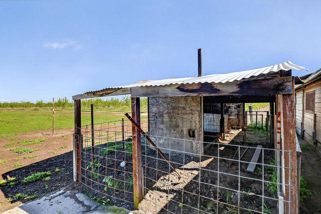 13807 Dallas Rd, Hickman, CA 95323