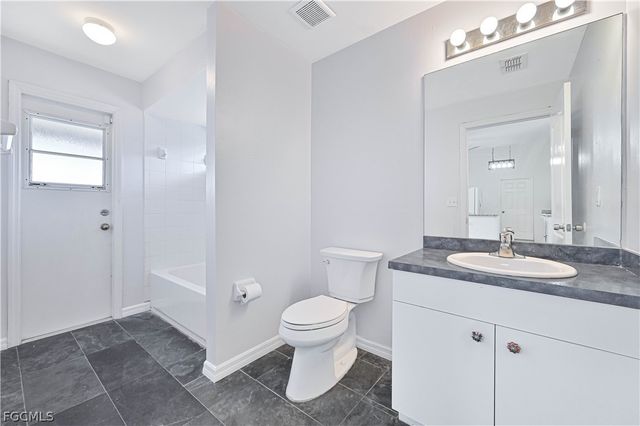 2605 63rd ST W, Lehigh Acres, FL 33971