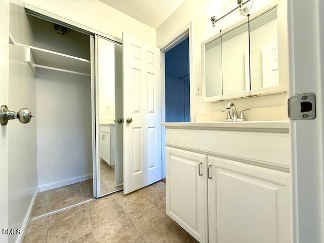 5800 Falls Of Neuse Road A, Raleigh, NC 27609