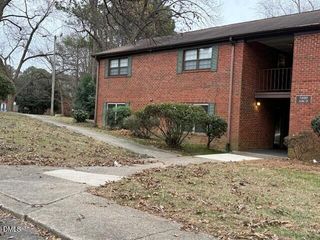 5800 Falls Of Neuse Road A, Raleigh, NC 27609