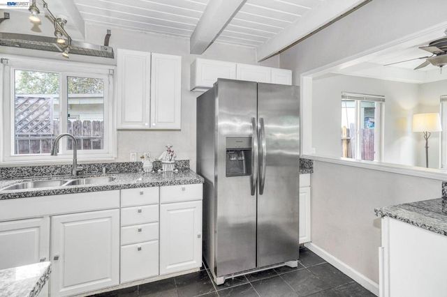 738 Lilly Ave, Hayward, CA 94544