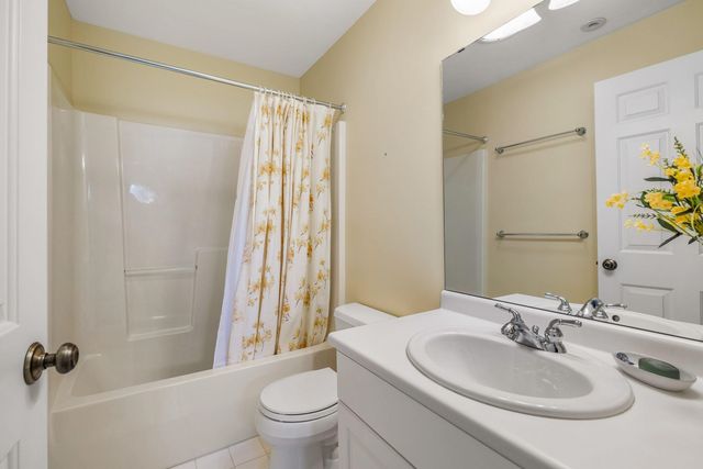 579 Sagamore Ave Unit 29, Portsmouth, NH 03801