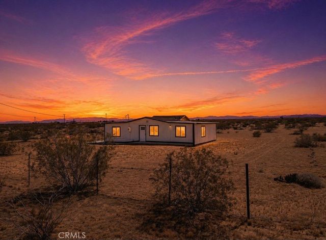 60033 Sespe, Landers, CA 92285