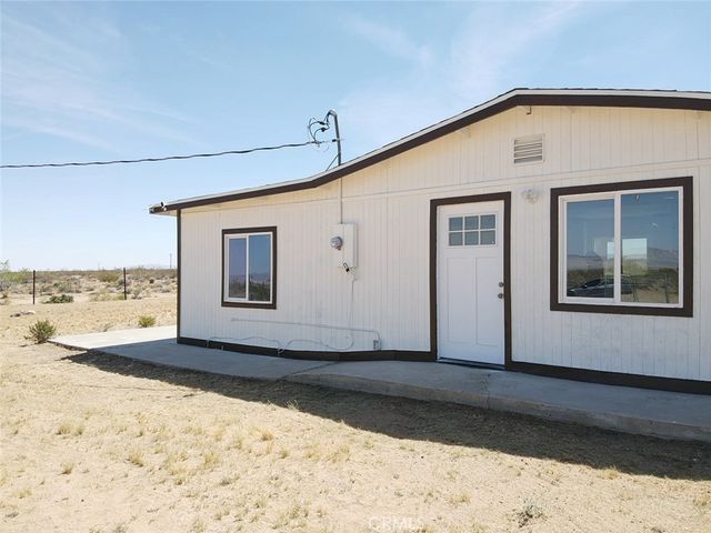 60033 Sespe, Landers, CA 92285