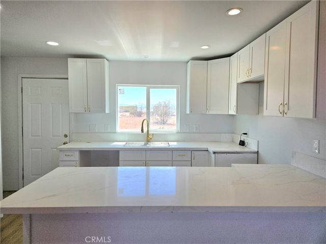 60033 Sespe, Landers, CA 92285
