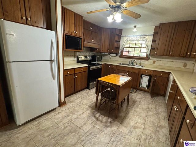 7030 Shepherdsville Road, Elizabethtown, KY 42701