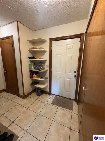 7030 Shepherdsville Road, Elizabethtown, KY 42701