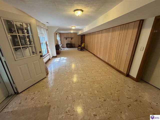 7030 Shepherdsville Road, Elizabethtown, KY 42701