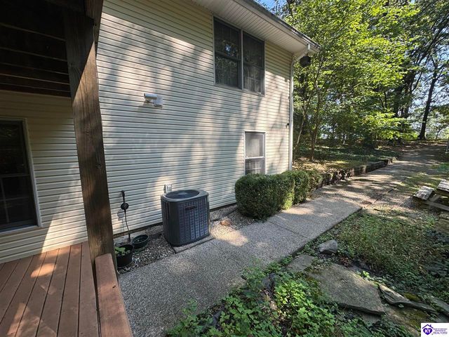 7030 Shepherdsville Road, Elizabethtown, KY 42701