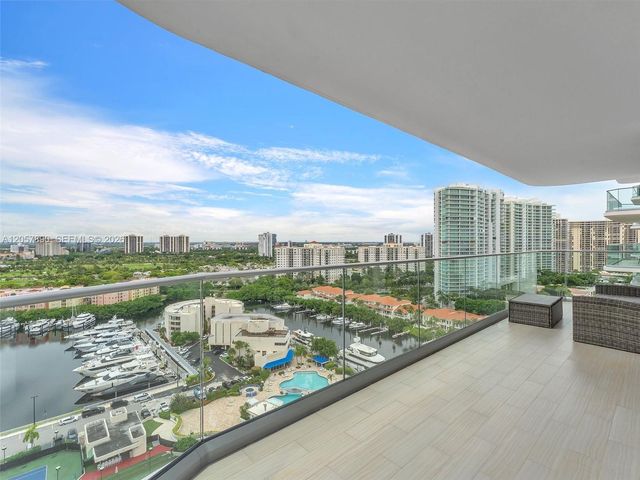 19707 Turnberry Way 21D, Aventura, FL 33180