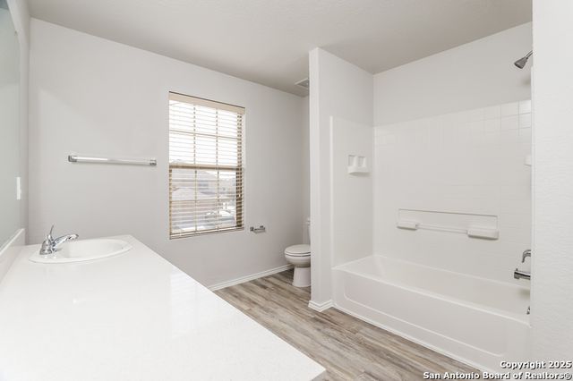 2038 Catfish Pond, San Antonio, TX 78224