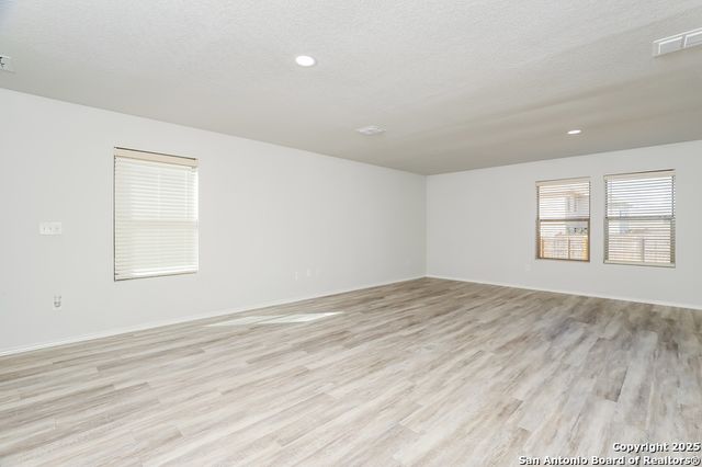 2038 Catfish Pond, San Antonio, TX 78224
