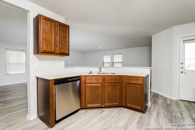 2038 Catfish Pond, San Antonio, TX 78224