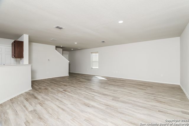 2038 Catfish Pond, San Antonio, TX 78224