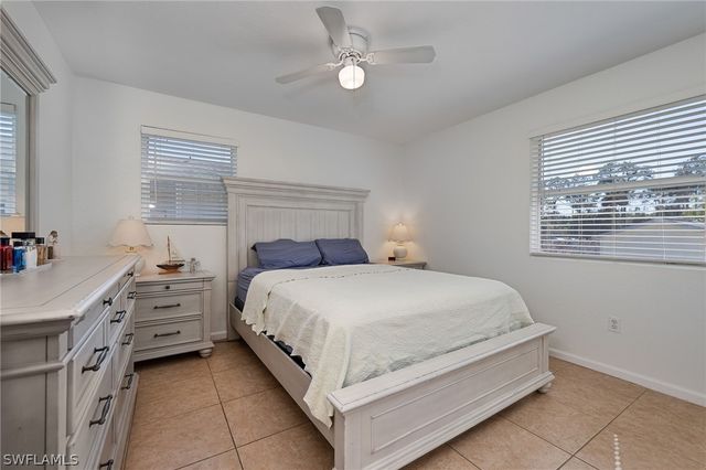 1960 22nd AVE NE, Naples, FL 34120