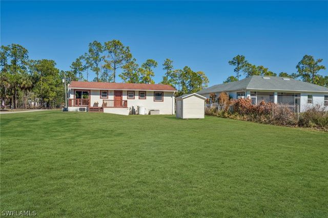 1960 22nd AVE NE, Naples, FL 34120