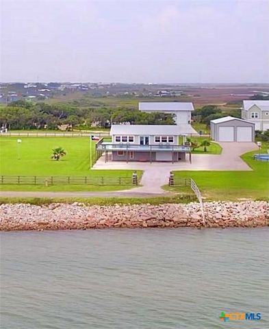 1007 N Washington Street, Port O'connor, TX 77982