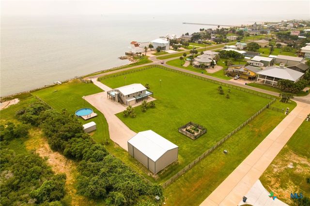 1007 N Washington Street, Port O'connor, TX 77982