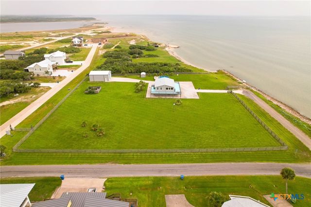 1007 N Washington Street, Port O'connor, TX 77982