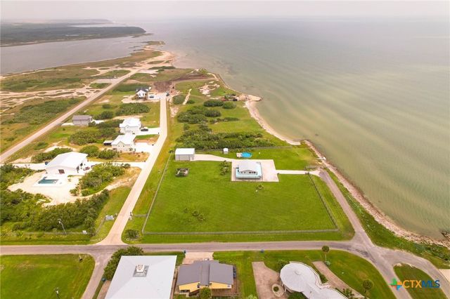 1007 N Washington Street, Port O'connor, TX 77982