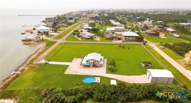 1007 N Washington Street, Port O'connor, TX 77982