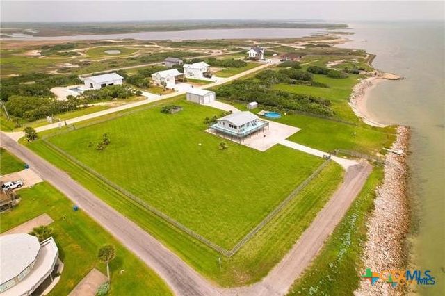 1007 N Washington Street, Port O'connor, TX 77982