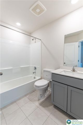 4936 Brookside Court, Upper Saucon Twp, PA 18036