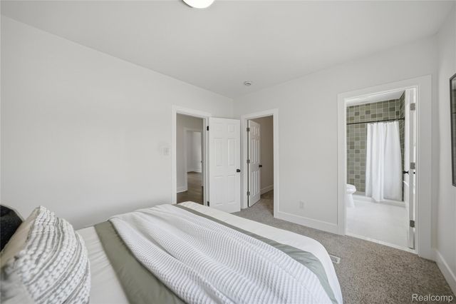 2501 Seyburn Street, Detroit, MI 48214