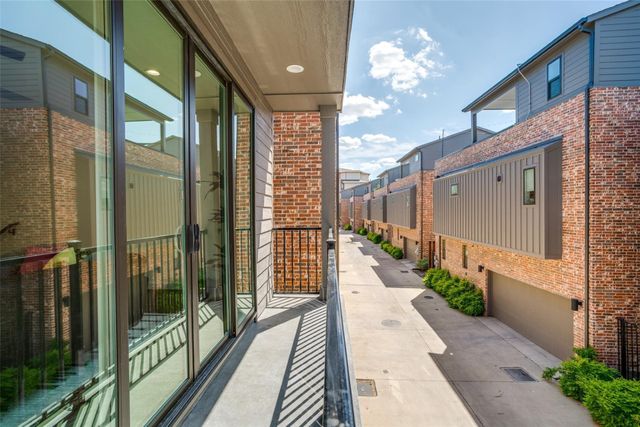 1552 Cosette Drive, Dallas, TX 75215