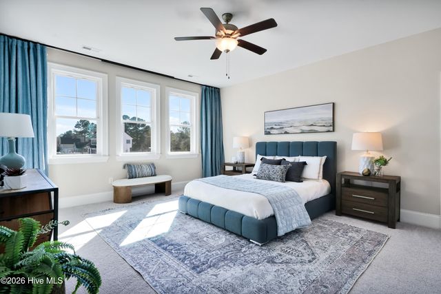 2 N Artisan Drive, Hampstead, NC 28443