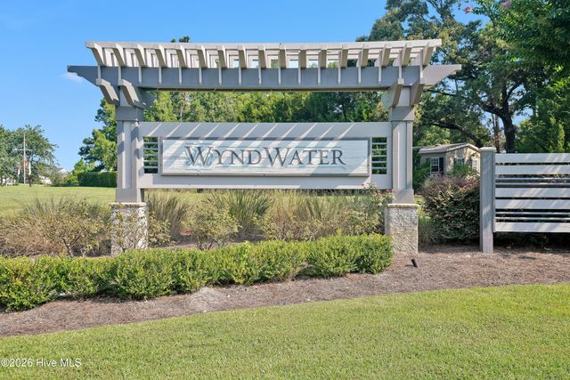 2 N Artisan Drive, Hampstead, NC 28443