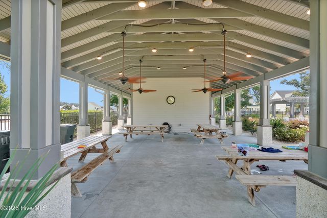 2 N Artisan Drive, Hampstead, NC 28443