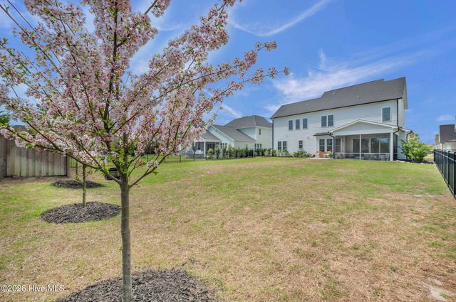 2 N Artisan Drive, Hampstead, NC 28443