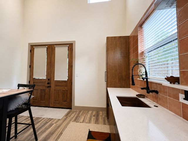 2370 Fatima Avenue, Dallas, TX 75241