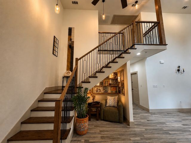 2370 Fatima Avenue, Dallas, TX 75241