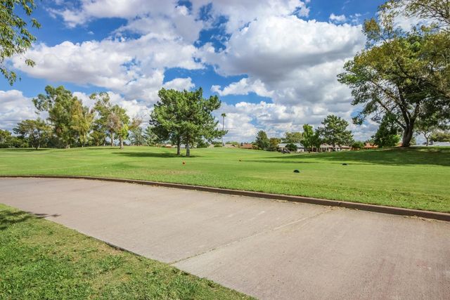 19226 N Signal Butte Circle, Sun City, AZ 85373