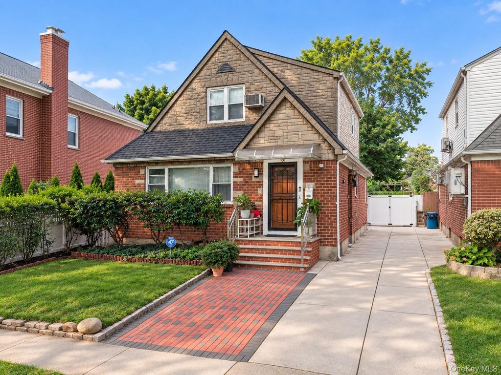 58-07 210th Street, Oakland Gardens, NY 11364 — photo 2