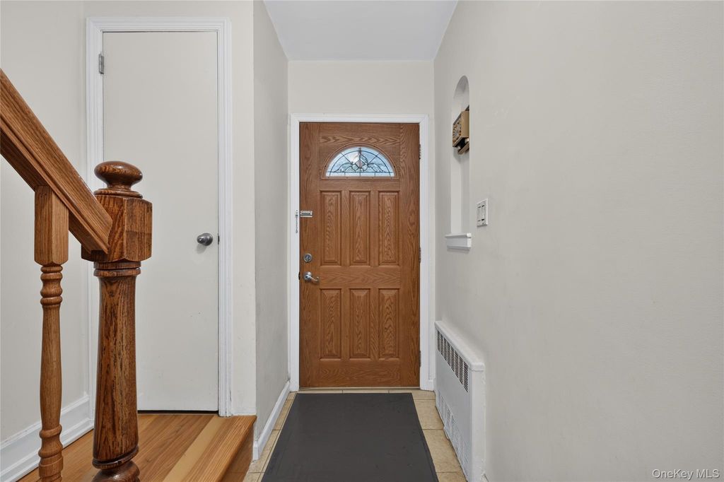 58-07 210th Street, Oakland Gardens, NY 11364 — photo 3
